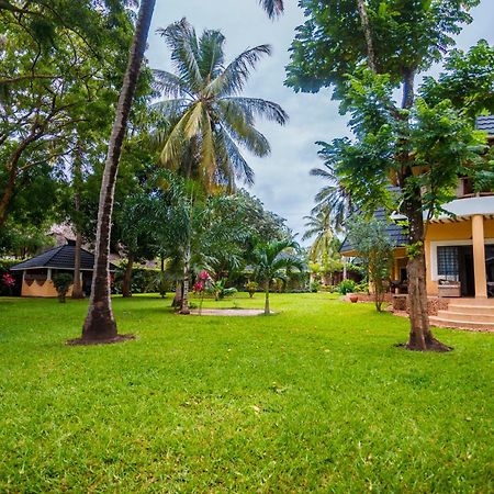 Diani Beach-Villa Kirsch Galu Luaran gambar